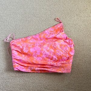 very cute zara top! Discontinued